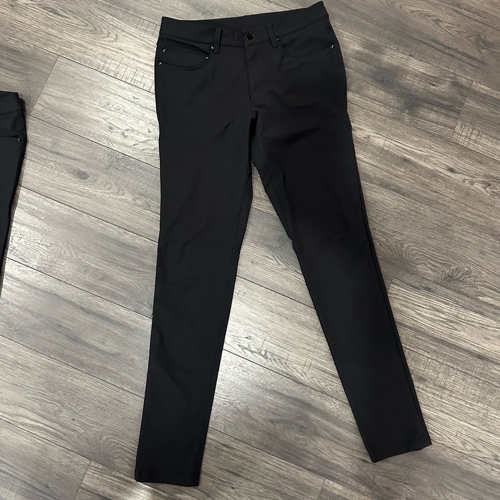 Mens Lululemon ABC Pant in Black